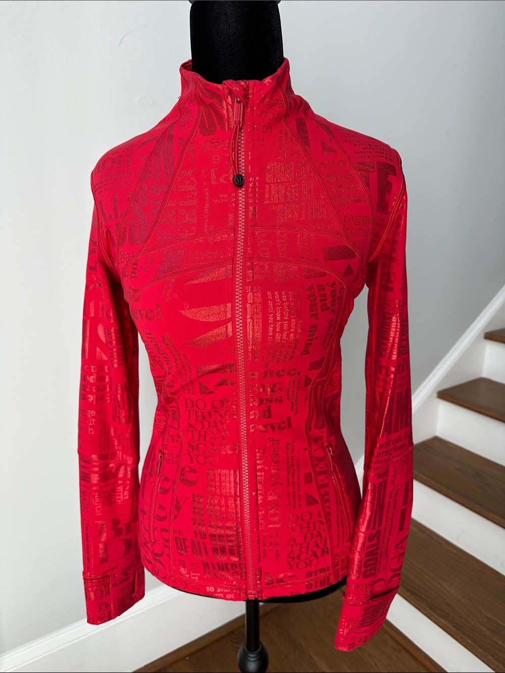 Red Foil Lululemon Define Women's Zip-Front Jacket Size 4 Manifesto